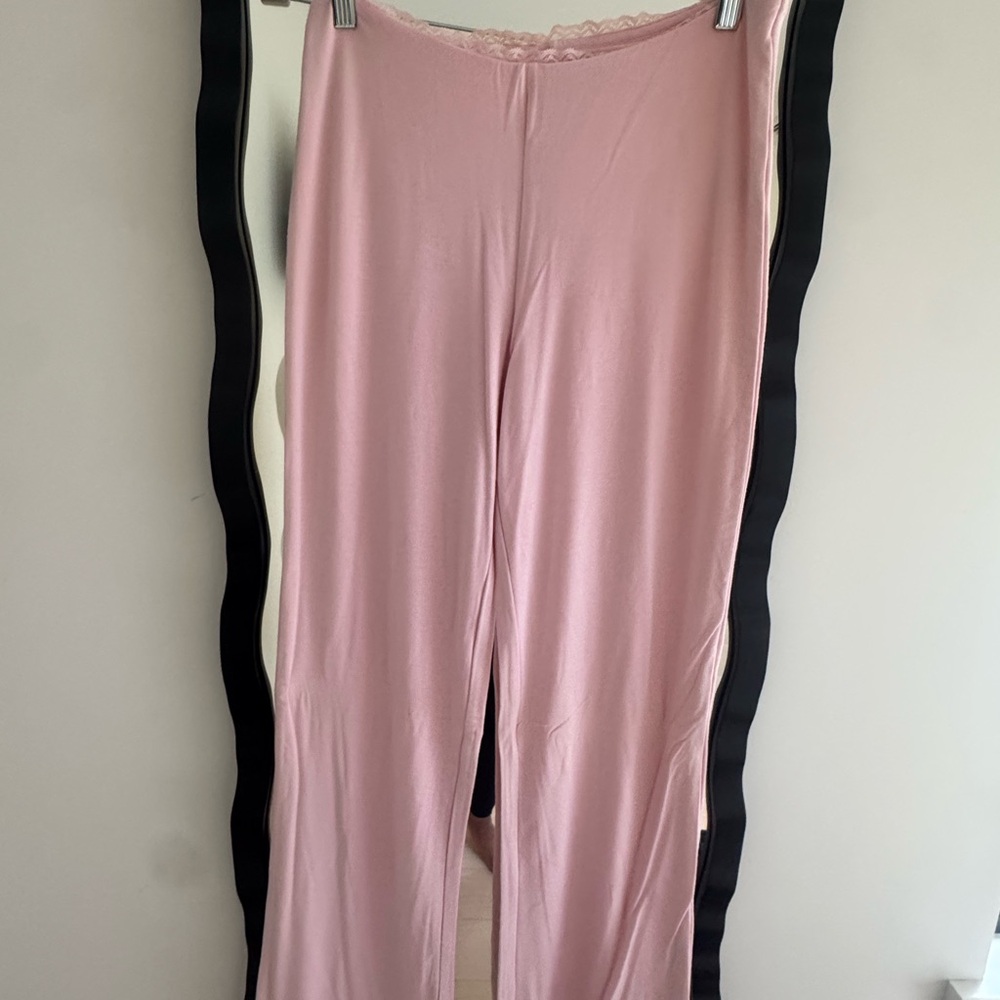 Pink Long Sleeve pant set with Bow and ruffle Detail - Picture 2 of 3